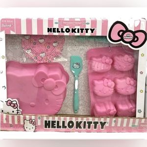 Hello Kitty Deluxe Cake & Cupcake Baking Set NEW IN BOX